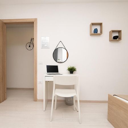 Central Room 128L Palerme Extérieur photo